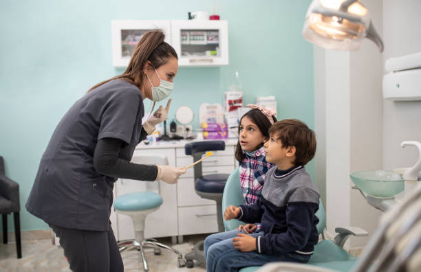 Best Emergency Dental Care  in Country Squire Lakes, IN